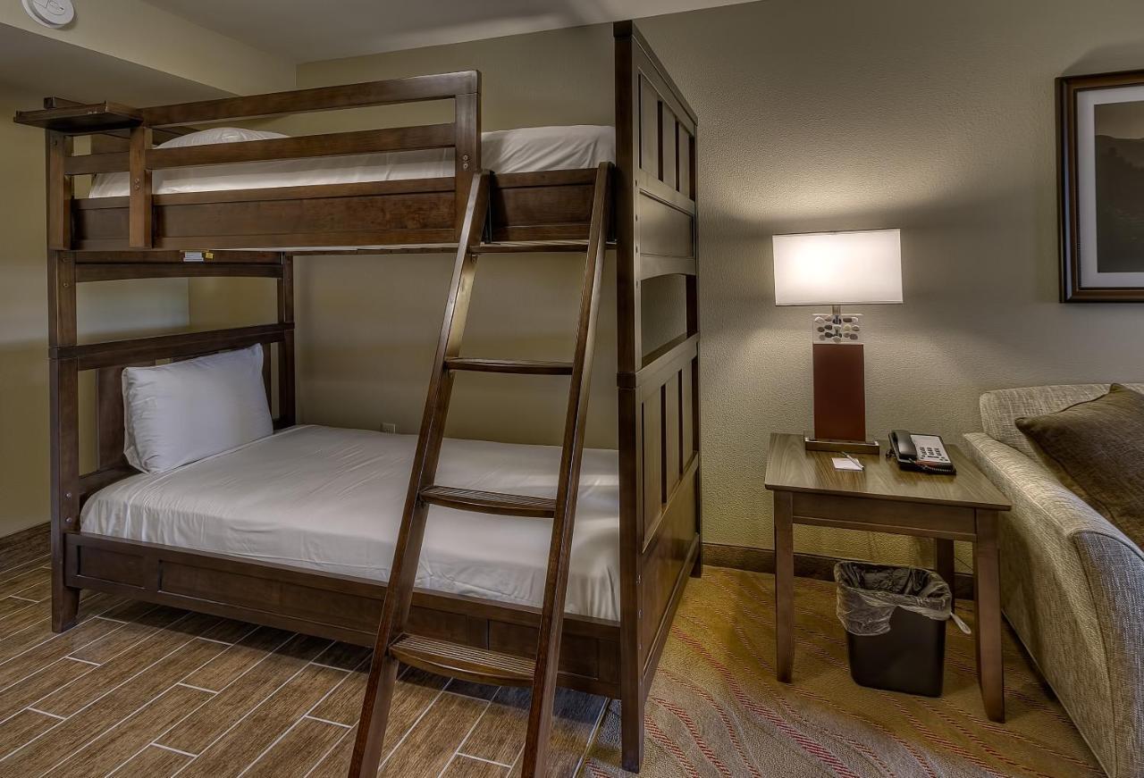 Hotel La Quinta By Wyndham Pigeon Forge Extérieur photo